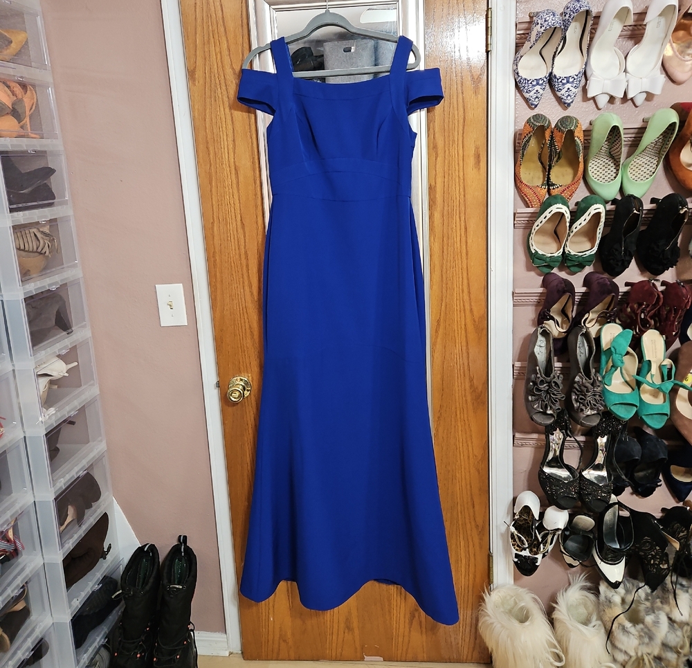 Elegant Royal Blue Nicole Miller Stretch Mermaid Dress